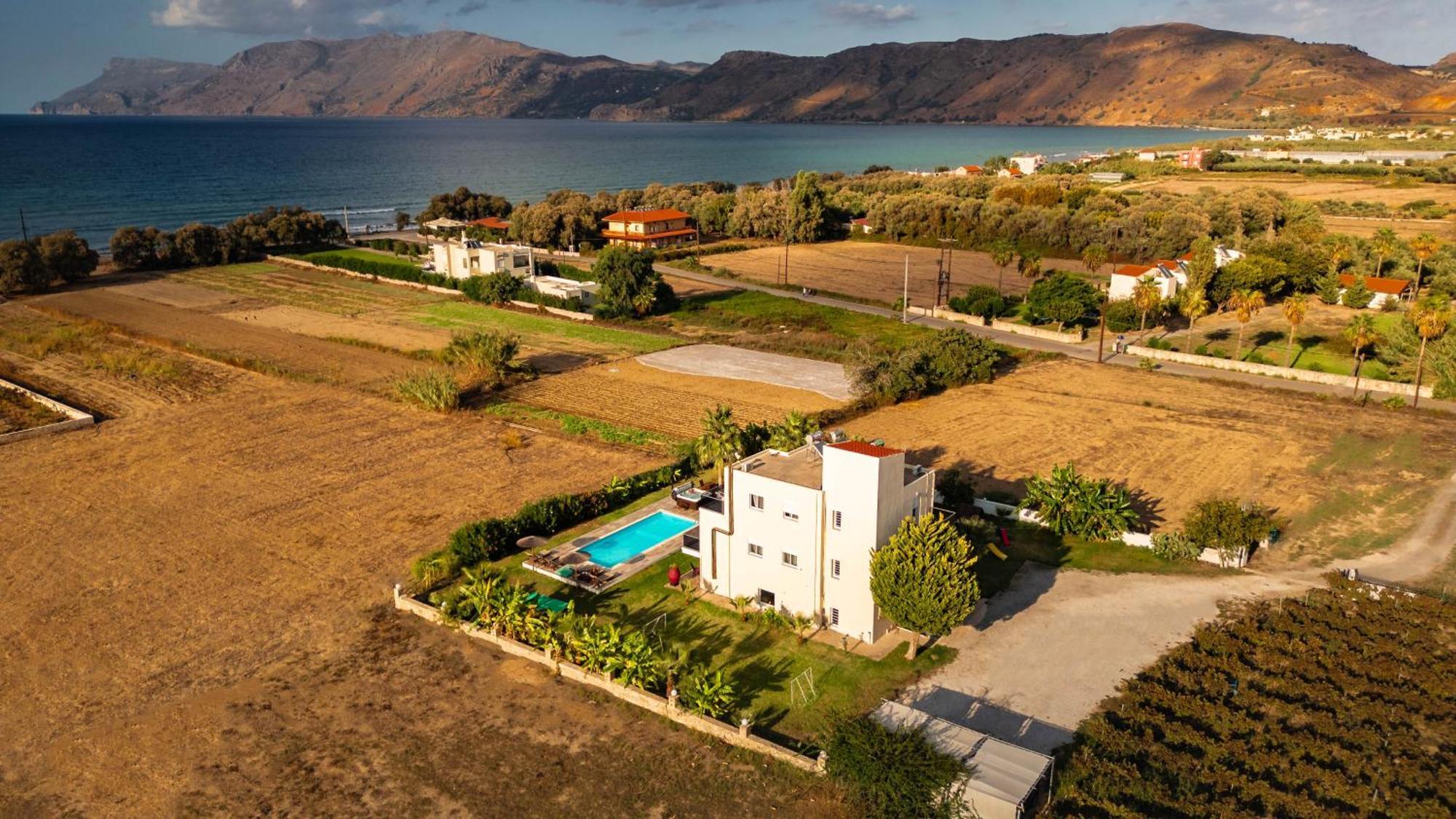 Martimi - 200m From Drapanias - Pool - Hot Tub - Sauna - Bbq