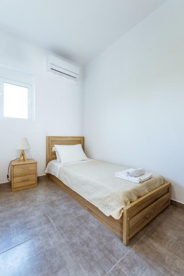 Martimi - 200m From Drapanias - Pool - Hot Tub - Sauna - Bbq קיסאמוס